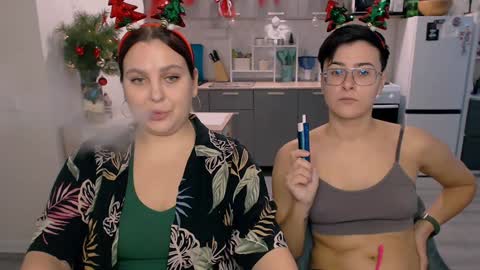 Eva and Sandra online show from December 27, 5:37 pm