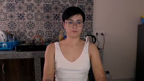 Eva and Sandra online show from February 2, 9:08 am