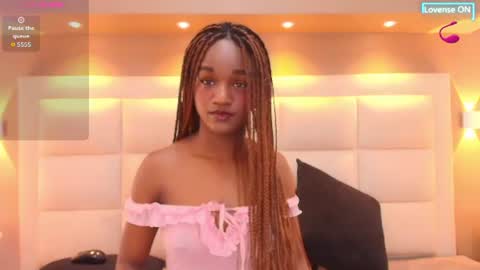 Snapshot of chloebrunnie chatting on June 12, 12:26 pm CHLOE online show from June 12, 12:26 pm
