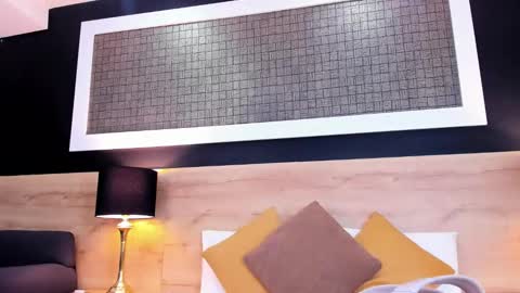 Chloe  online show from March 4, 1:17 pm