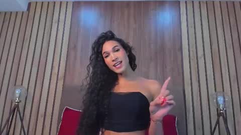 Snapshot of chloee_adams_ chatting on June 11, 9:02 pm Chloe online show from June 11, 9:02 pm