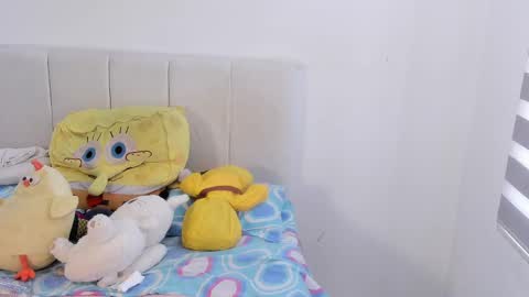 Snapshot of chloee_gardner chatting on November 19, 8:53 pm Chloe online show from November 19, 8:53 pm