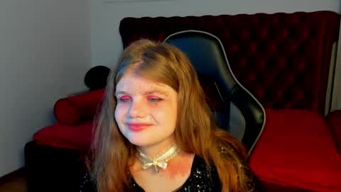 ChloeHalses online show from April 29, 5:22 am
