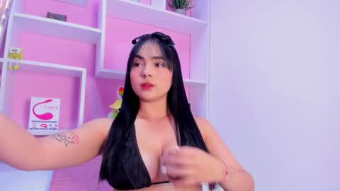 Snapshot of chloeharper1 chatting on February 26, 1:21 pm Chloe online show from February 26, 1:21 pm