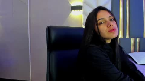  Chloe Harper  online show from May 11, 11:38 am