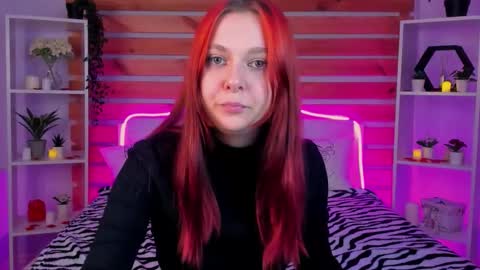 Chloe online show from December 3, 1:57 am