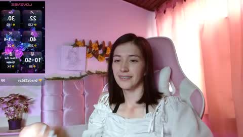 Chloe online show from February 26, 4:24 pm