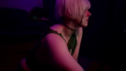 Chloekissxo online show from February 12, 3:01 am