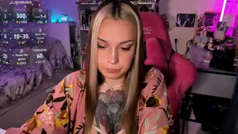 ChloeKohaku online show from May 20, 3:34 am