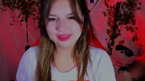 Snapshot of chloericci chatting on August 2, 6:23 am ChloeRicci online show from August 2, 6:23 am