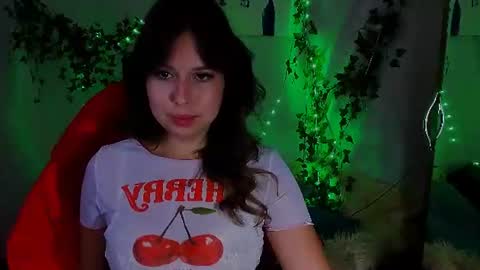 Snapshot of chloericci chatting on August 8, 6:59 am ChloeRicci online show from August 8, 6:59 am
