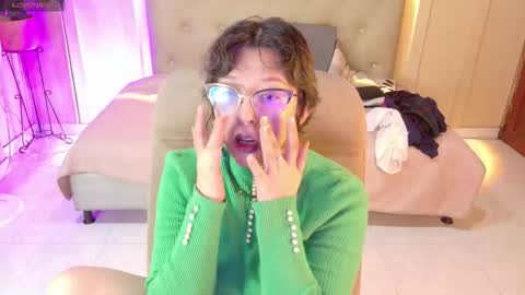 Chloe rosse online show from November 15, 1:36 am