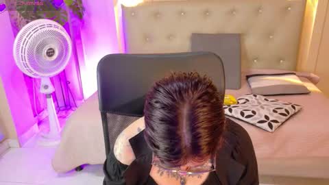 Chloe rosse online show from January 7, 1:08 am