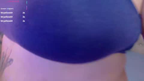 Snapshot of chloerossee chatting on June 6, 1:43 am Chloe rosse online show from June 6, 1:43 am