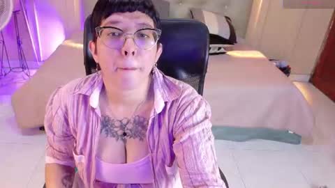 Chloe rosse online show from July 16, 1:33 am