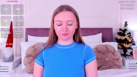 Snapshot of chloesug chatting on January 14, 12:11 am Chloe online show from January 14, 12:11 am