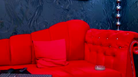 Chloe Vee online show from February 23, 11:33 am