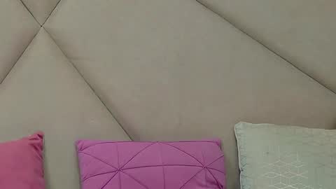 Chloe Vee online show from November 1, 5:42 am