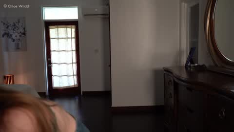 Chloe  online show from February 21, 7:59 pm