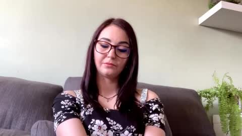 ChloeXNatural online show from April 23, 6:36 am