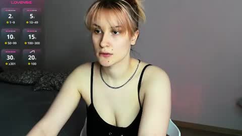 Snapshot of choco_meowx chatting on June 10, 11:09 am choco_meowx online show from June 10, 11:09 am