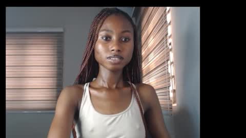 choco_petitqueen online show from January 18, 2:43 pm