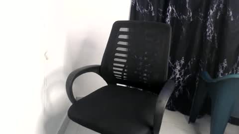 zi online show from March 23, 7:40 pm