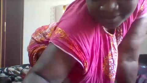 Snapshot of chocobabe002 chatting on May 16, 5:59 am chocobabe002 online show from May 16, 5:59 am