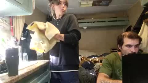 Snapshot of chocobear89 chatting on September 21, 8:21 pm chocobear89 online show from September 21, 8:21 pm