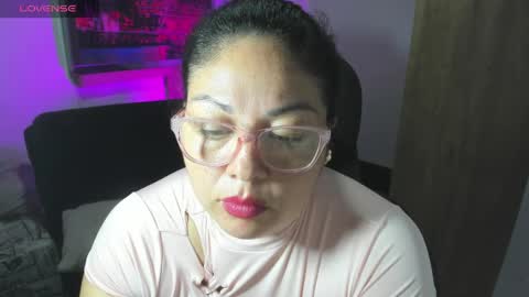 Snapshot of chocobunny_1 chatting on May 16, 12:29 am chocobunny_1 online show from May 16, 12:29 am