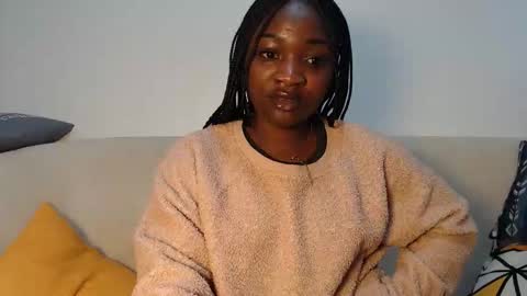 Snapshot of chocolate_desiree chatting on May 19, 6:31 am Lofti online show from May 19, 6:31 am