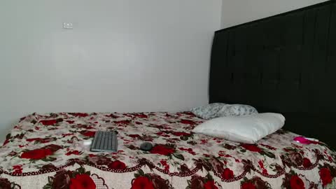 Snapshot of chocolate_tittiesss chatting on April 7, 8:37 am chocolate_tittiesss online show from April 7, 8:37 am