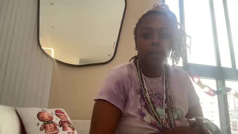 Snapshot of chocolatecakequeen chatting on December 21, 9:58 pm ChocolateCakeQueen online show from December 21, 9:58 pm