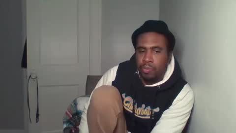 Snapshot of chocolatedolla chatting on February 14, 10:58 pm chocolatedolla online show from February 14, 10:58 pm