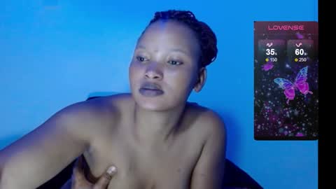 chocolatemilkebony online show from March 9, 10:08 pm