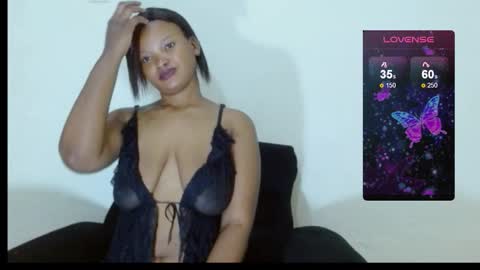 chocolatemilkebony online show from September 19, 7:10 am