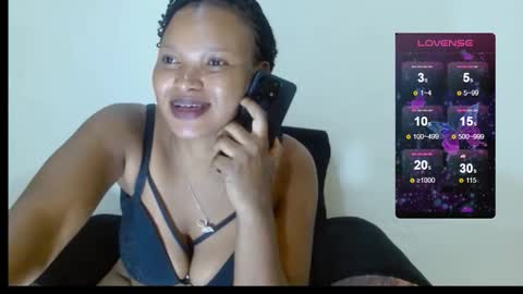 chocolatemilkebony online show from September 25, 7:01 am