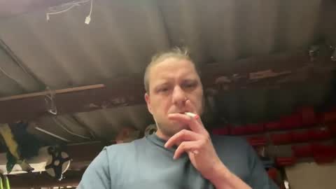 Chris online show from December 7, 6:21 am