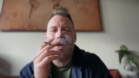 Snapshot of chris2021x chatting on March 29, 6:57 am Chris online show from March 29, 6:57 am