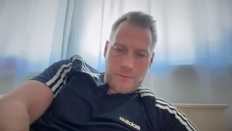 Snapshot of chris2024x chatting on September 27, 11:48 am Christian online show from September 27, 11:48 am