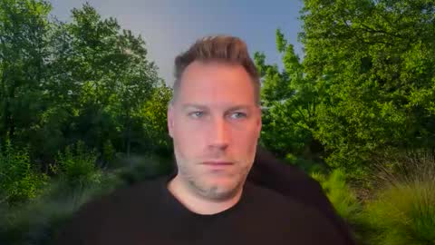 Snapshot of chris2024x chatting on October 31, 7:42 am Christian online show from October 31, 7:42 am