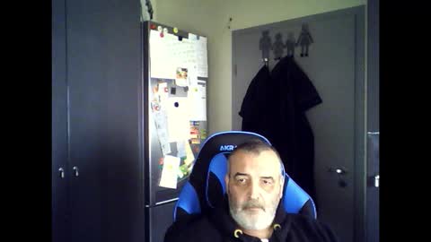 Snapshot of chris250268 chatting on September 16, 8:59 am Chris online show from September 16, 8:59 am