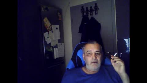 Snapshot of chris250268 chatting on June 14, 2:24 am Chris online show from June 14, 2:24 am