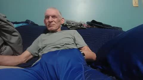 Snapshot of chris526520 chatting on February 28, 5:03 pm chris526520 online show from February 28, 5:03 pm