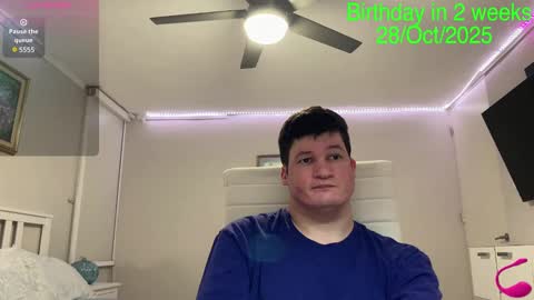 Snapshot of chris___evanss chatting on October 9, 12:19 am Chris Evens online show from October 9, 12:19 am