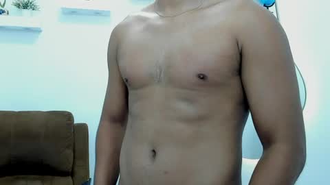 Snapshot of chris_arthus chatting on June 26, 12:26 am Chris online show from June 26, 12:26 am