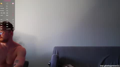 redhead thief of sausages and hearts online show from March 4, 7:58 am