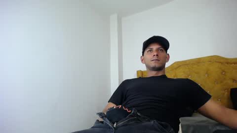 Snapshot of chris_dick2 chatting on June 27, 4:28 am chris_dick2 online show from June 27, 4:28 am