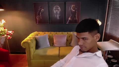 chris online show from June 5, 7:41 pm