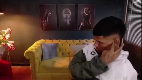 chris online show from June 13, 7:23 pm